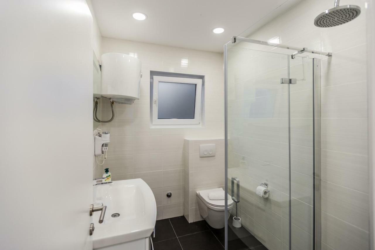 Apartmani Kristijan Crikvenica Exterior foto