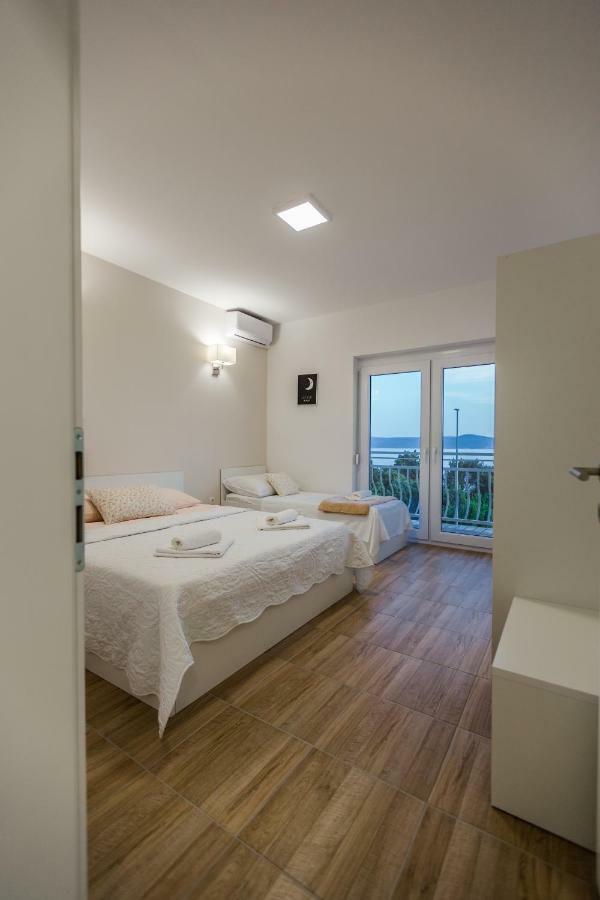 Apartmani Kristijan Crikvenica Exterior foto