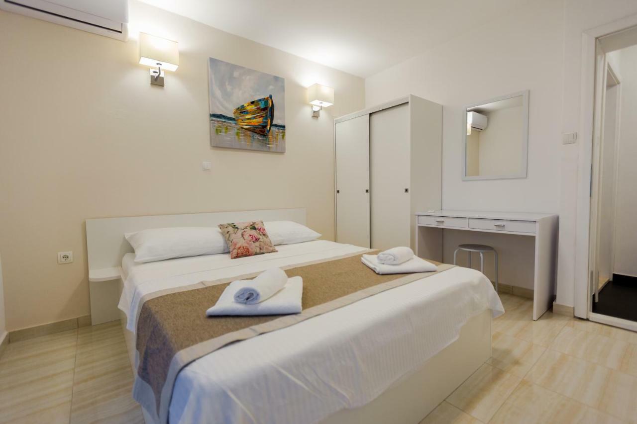 Apartmani Kristijan Crikvenica Exterior foto