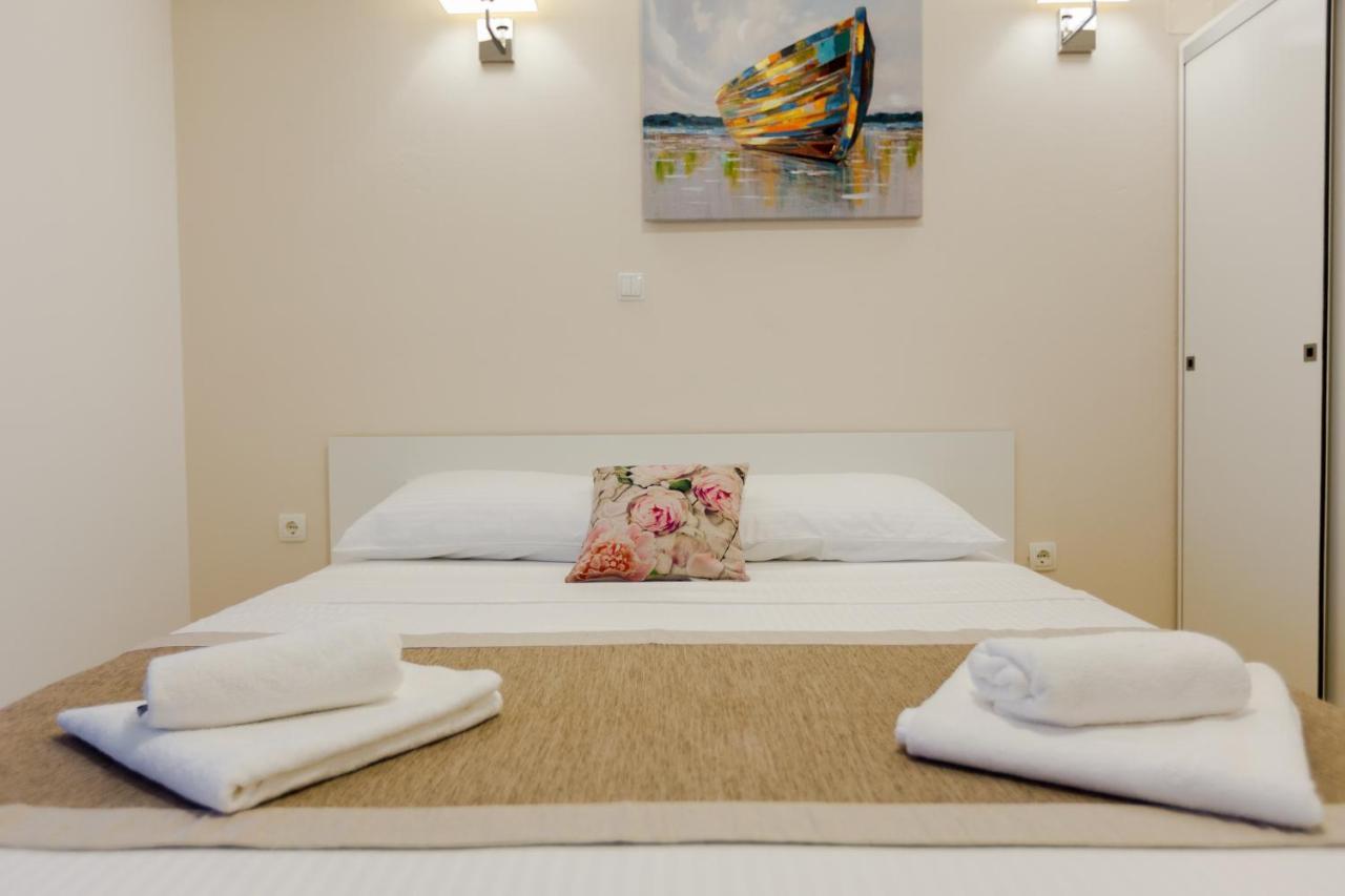Apartmani Kristijan Crikvenica Exterior foto